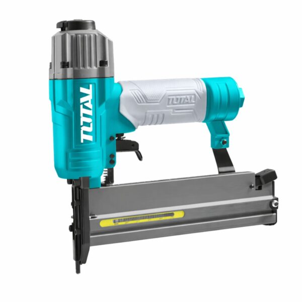 Makinë kapëse dhe gozhduese pneumatike