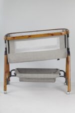 Shtrat Bebesh Luhatës Manual – Ngjyrë Krem (Dru Natyral) - Image 4